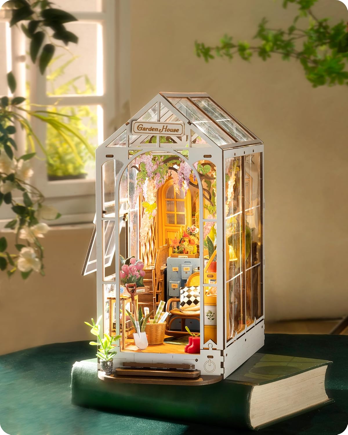 GARDEN FLOWER HOUSE BOOK NOOK WONDERLAND