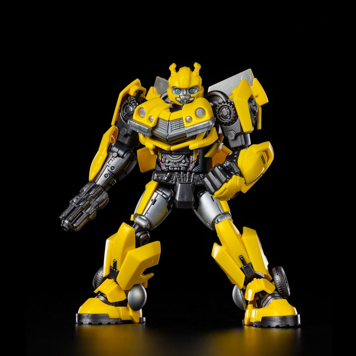TRANSFORMERS CLASSIC CLASS BUMBLEBEE