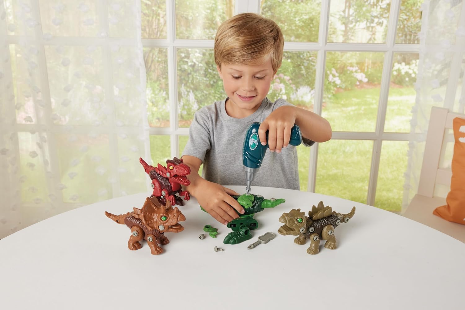 BUILD YOUR OWN DINOSAUR