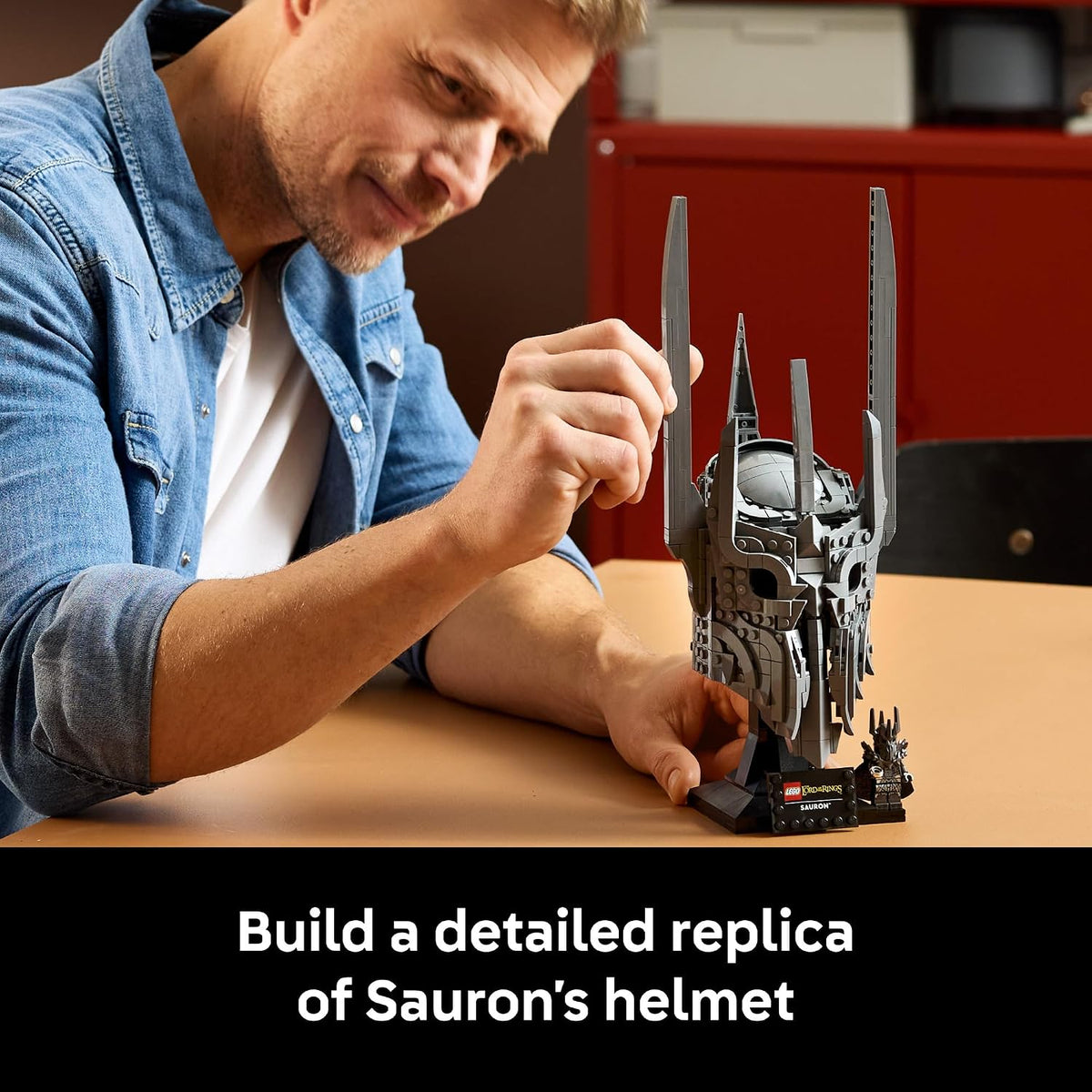 THE LORD OF THE RINGS SAURONS HELMET