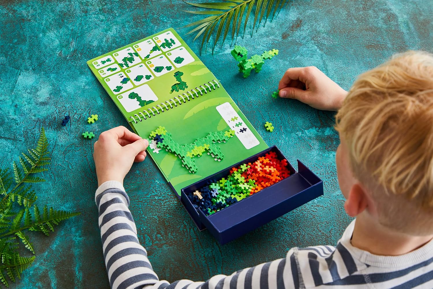 ACTIVITY PAD DINOSAUR
